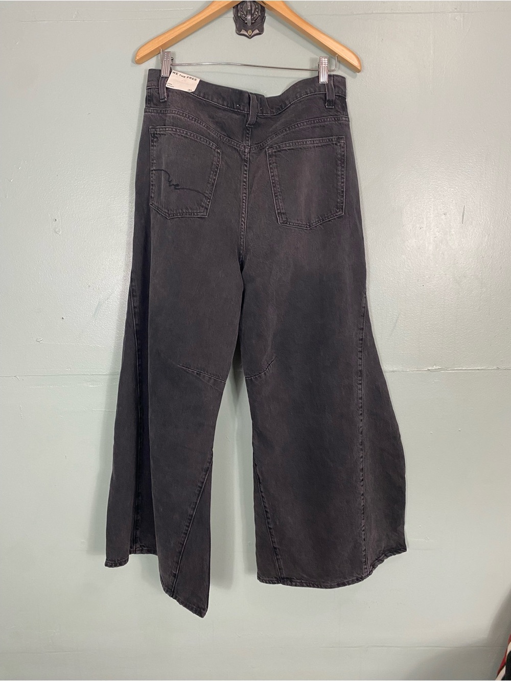 Free People Eden Slouch Black Baggy Flare Jeans Size 31 - Picture 5 of 6